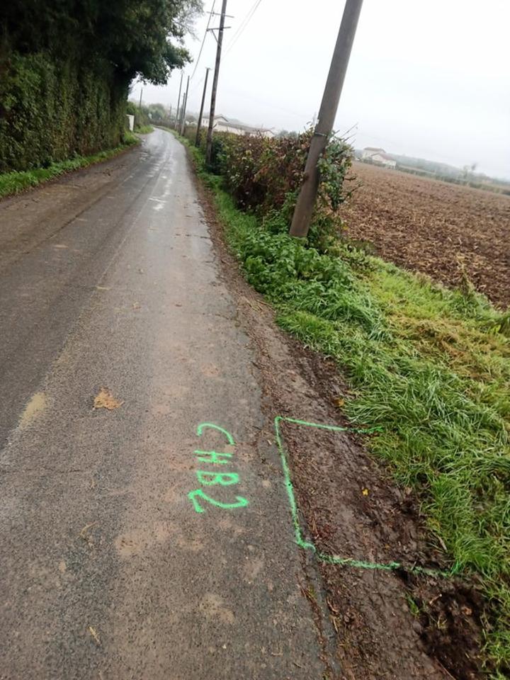 Implantation de la future chambre marquée CHB2 à la peinture sur la chaussée